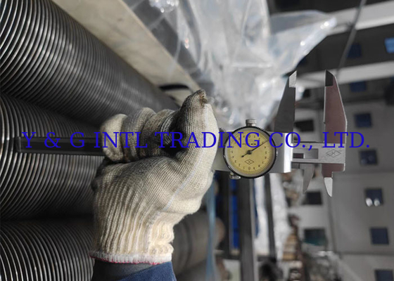 HF Round Fin Tube With Flared End Treatment Bạc / Đen thép không gỉ Stud Dia 12.7mm/15.88mm